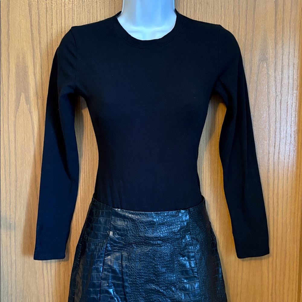 Windsor size Small Elegant Black long sleeve one piece